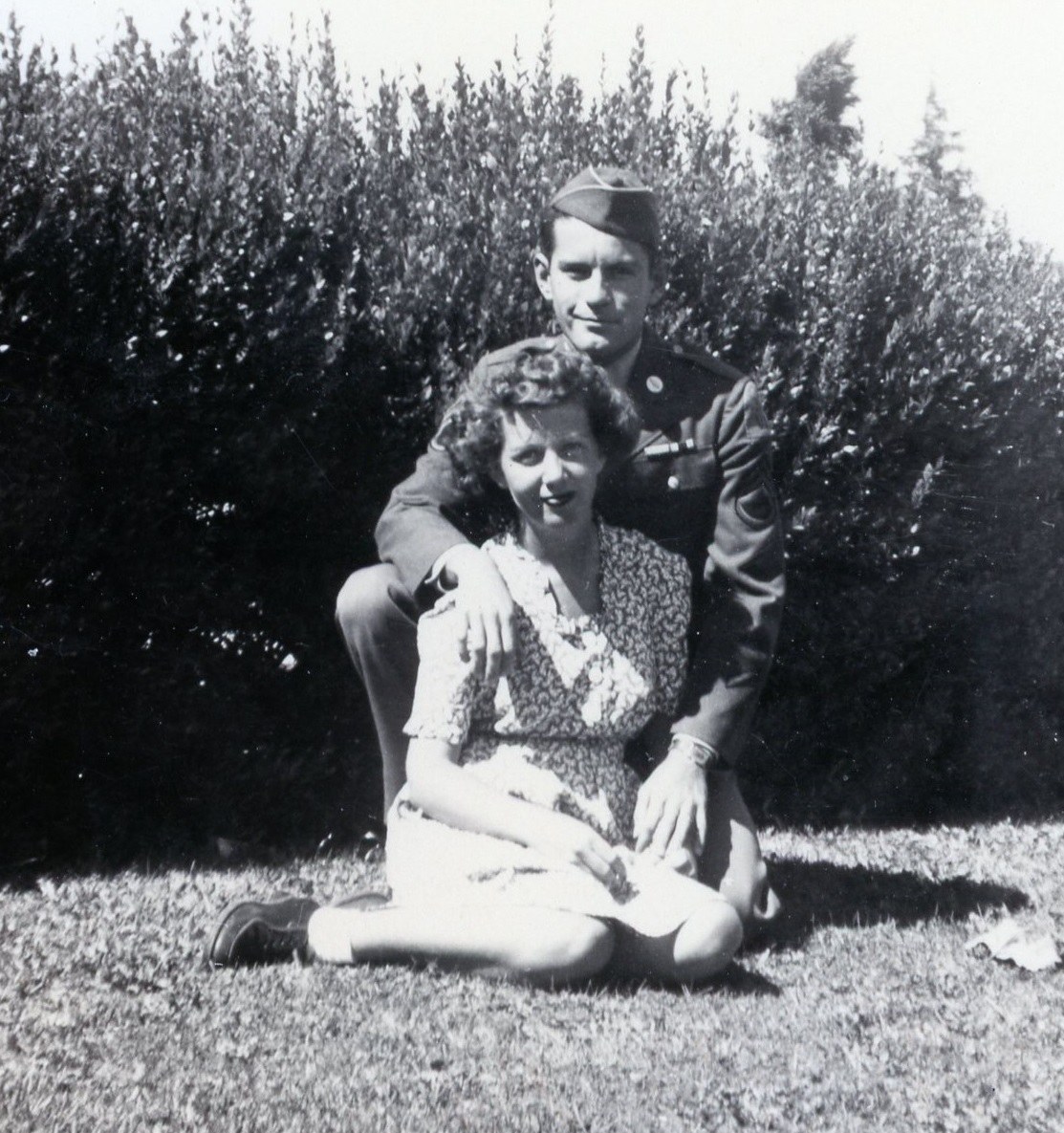 Rexene and Chuck Beckwith, Monterey, 1944